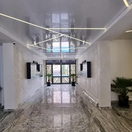 107 B2 Almar Luxury Residence-renting & Free Pool Apartmán Năvodari