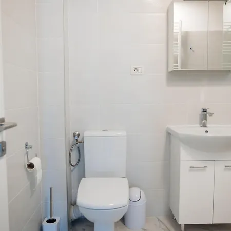 107 B2 Almar Luxury Residence-renting & Free Pool *