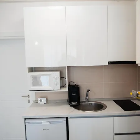 Апартаменты 107 B2 Almar Luxury Residence-renting & Free Pool Нэводари